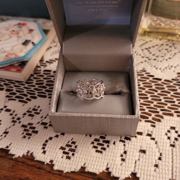 Three Rings - Picture 4 of 4